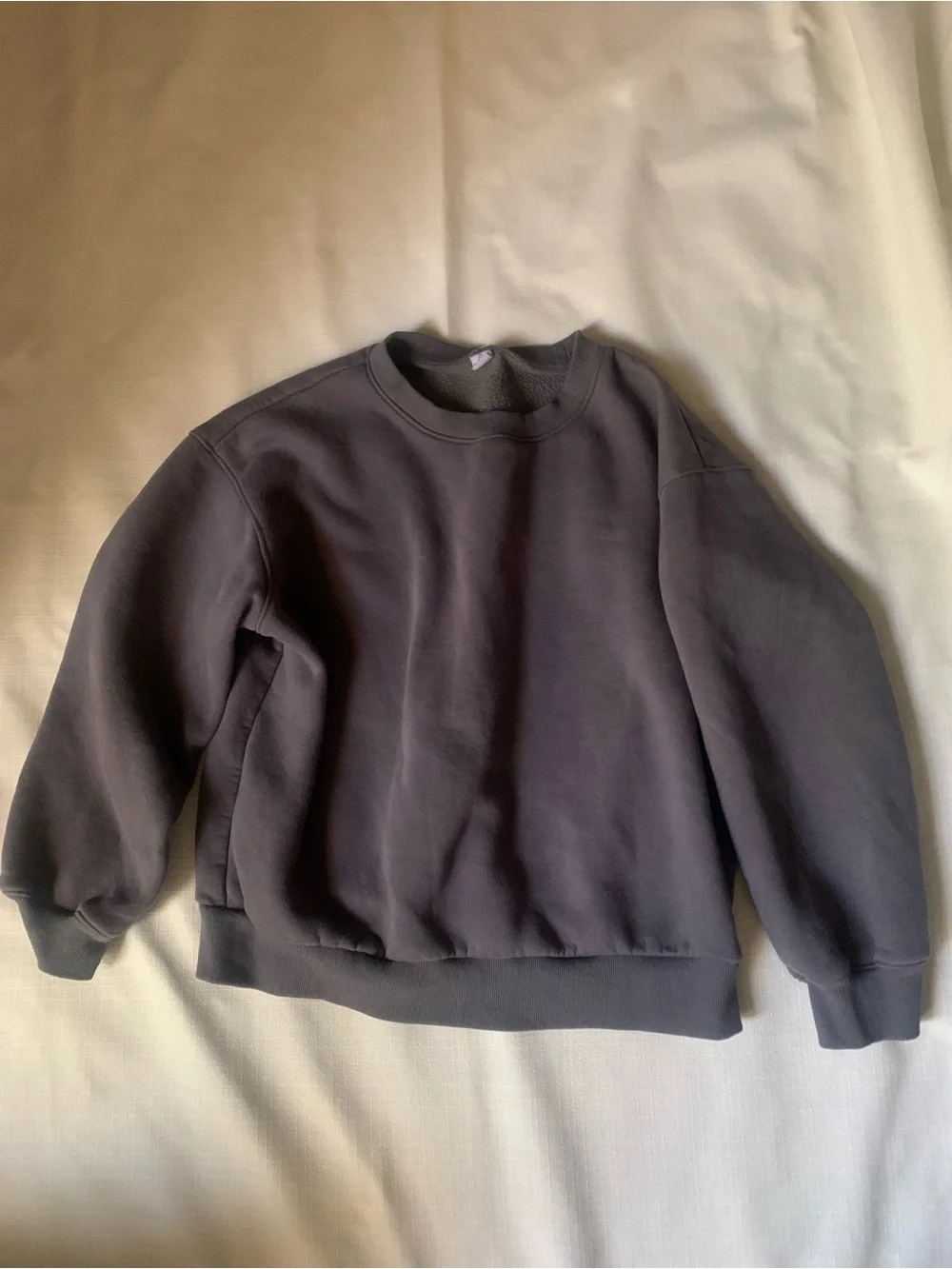 Men's Crewneck Sweatshirt in Charcoal Gray